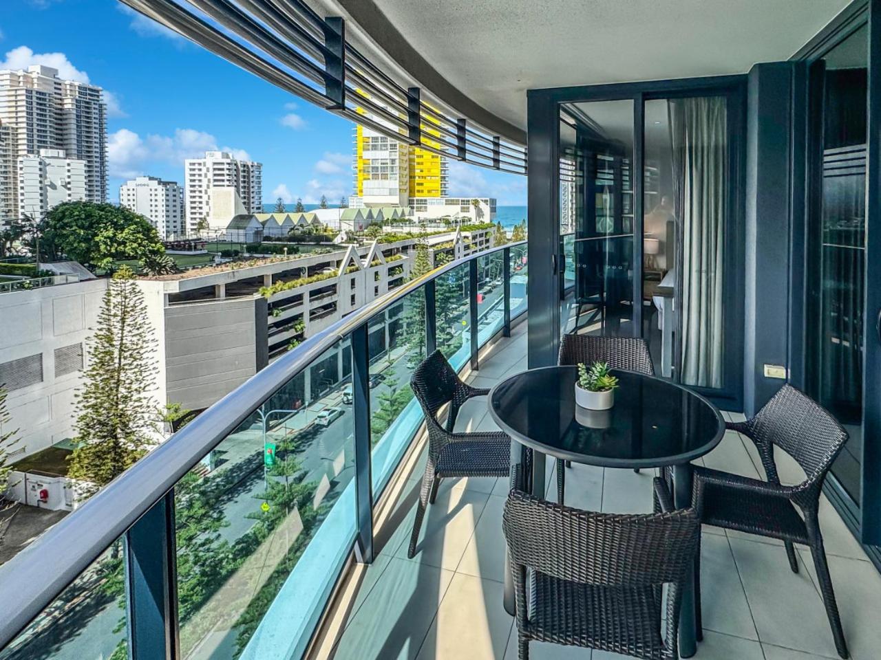 Perfect Beachside Getaway Oracle Tower 2, 8Th Floor Apartment Gold Coast Exterior photo